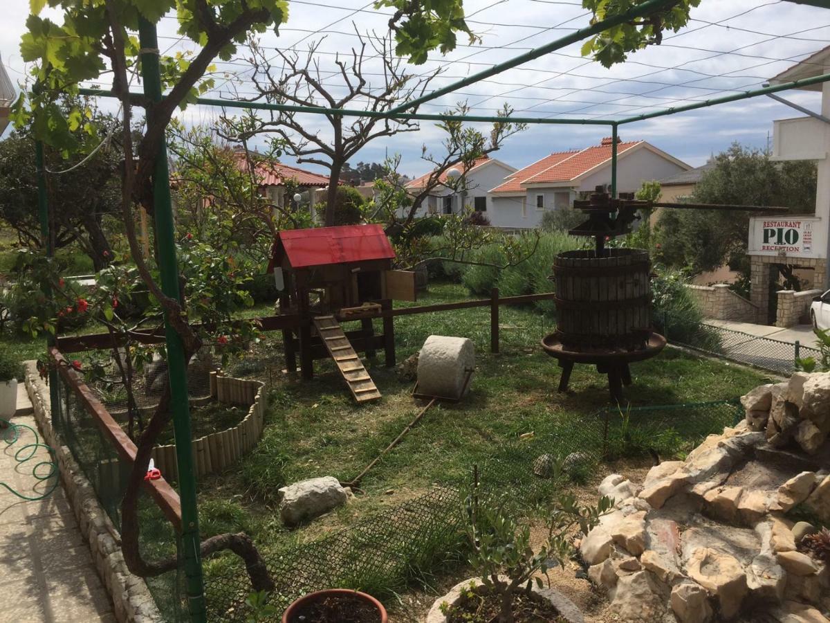 Apartmani Zorica Rab Town Zewnętrze zdjęcie